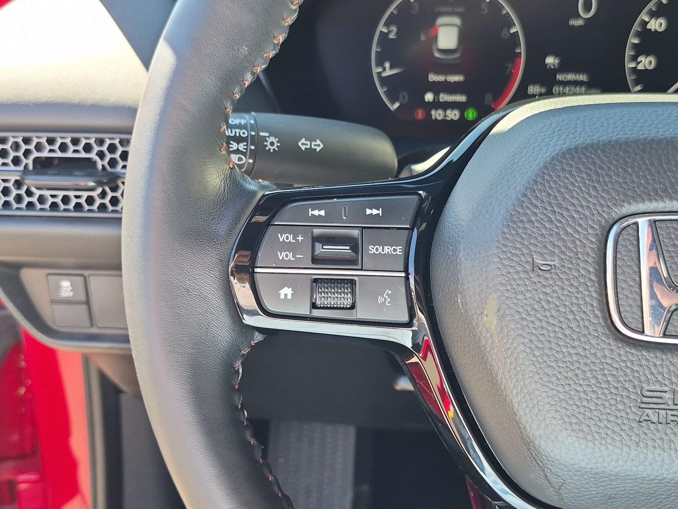 2025 Honda HR-V Sport - Photo 19