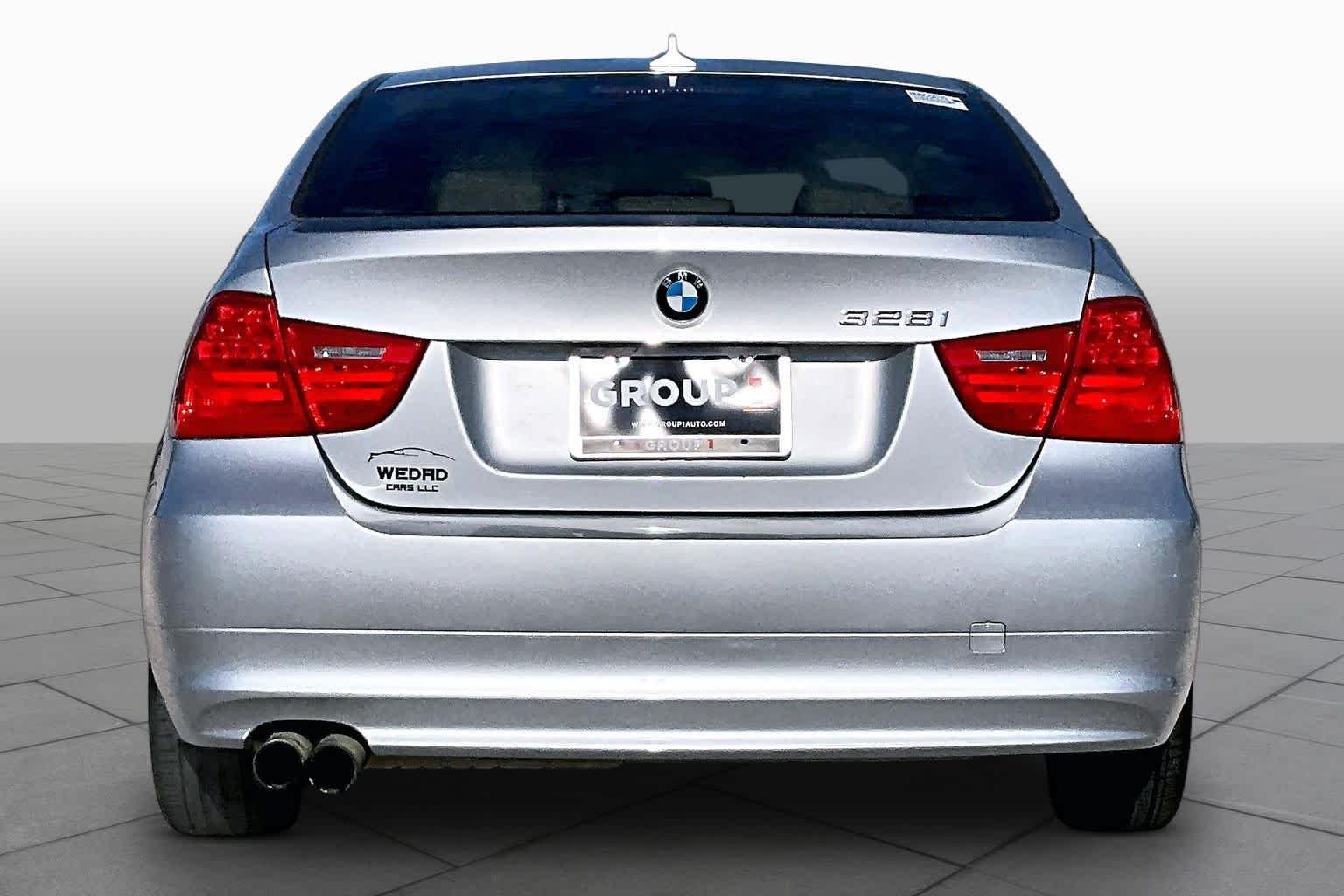 Used 2011 Titanium Silver Metallic BMW 328i image 4