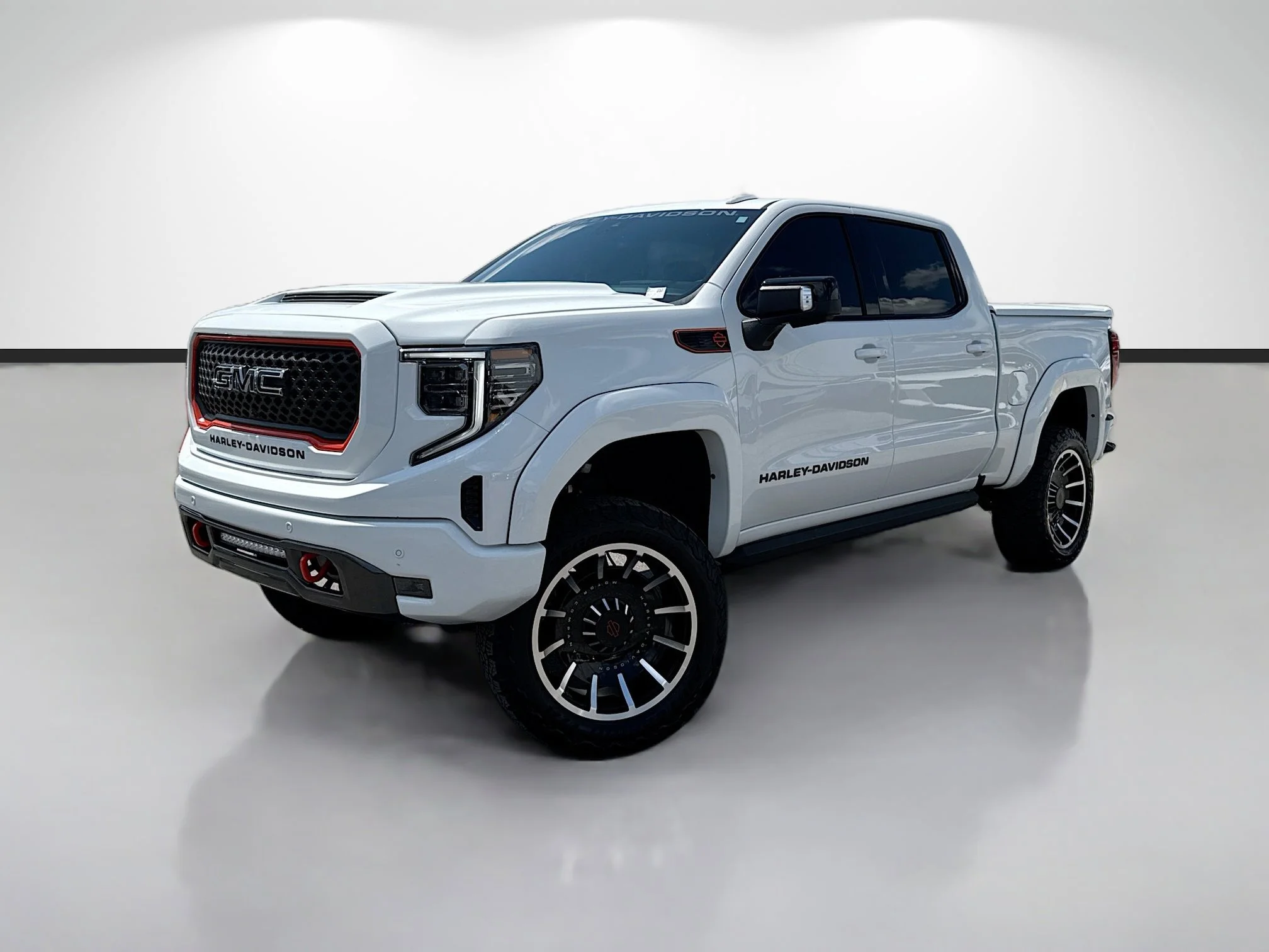 2025 GMC Sierra 4WD Crew Cab Short Box AT4's photo