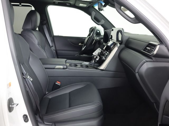 2026 Lexus LX 600 Luxury - Photo 13