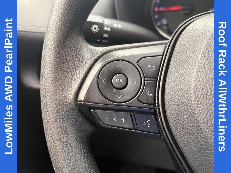 Used 2019 Pearl Toyota LE image 14