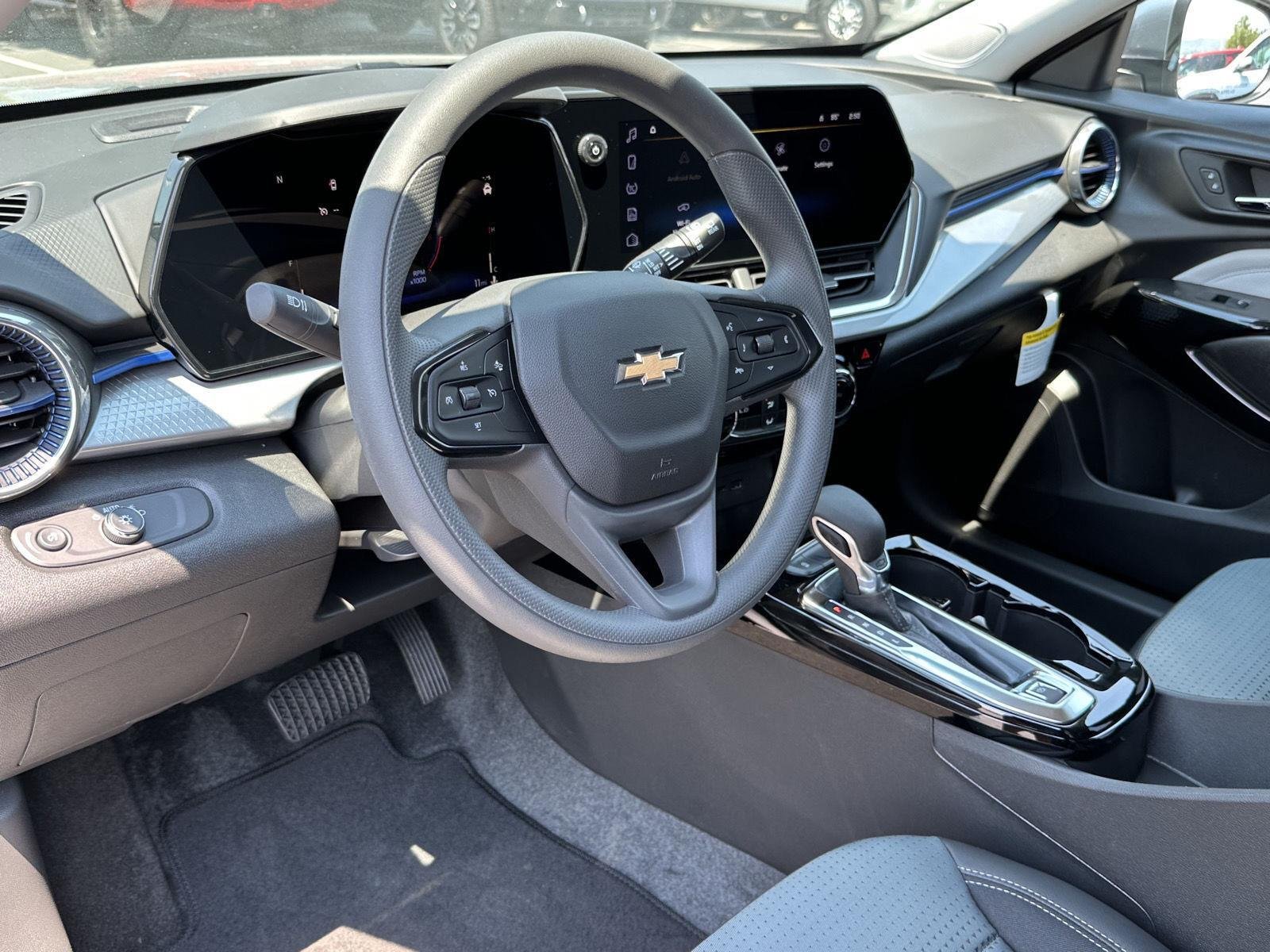 2026 Chevrolet Trax LT - Photo 25