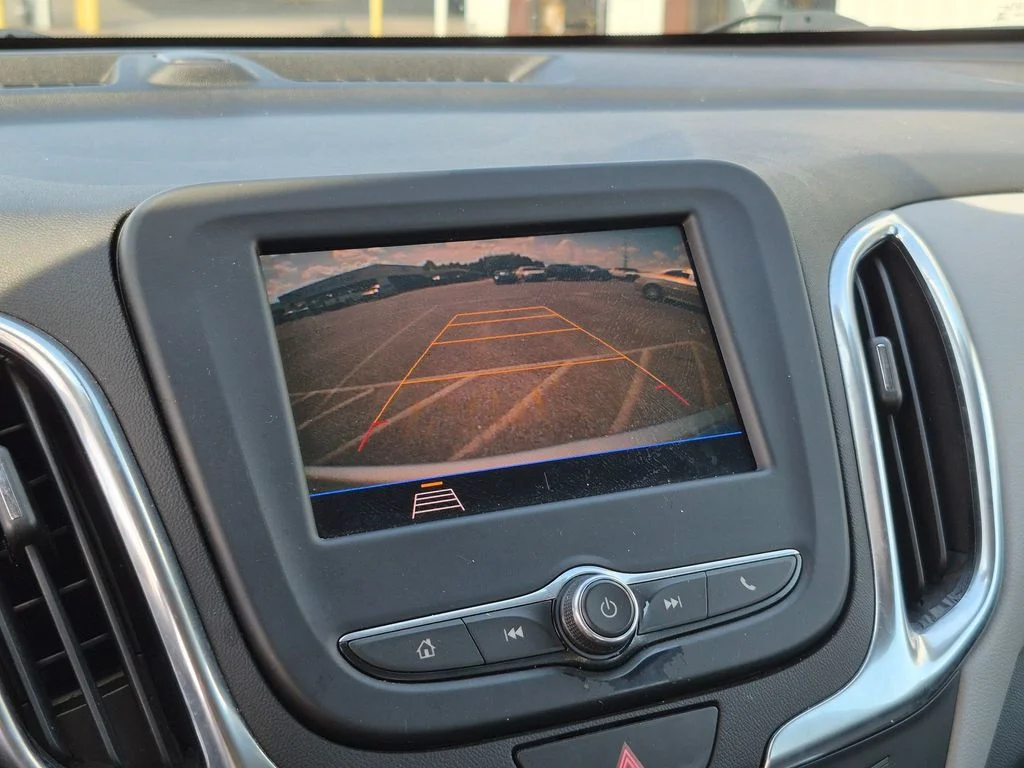 Used 2021 Silver Chevrolet LS image 22
