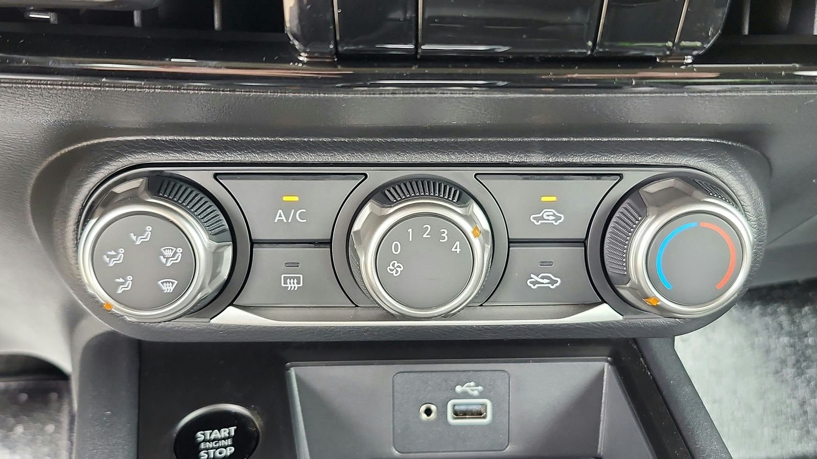 2026 Nissan KICKS S - Photo 15
