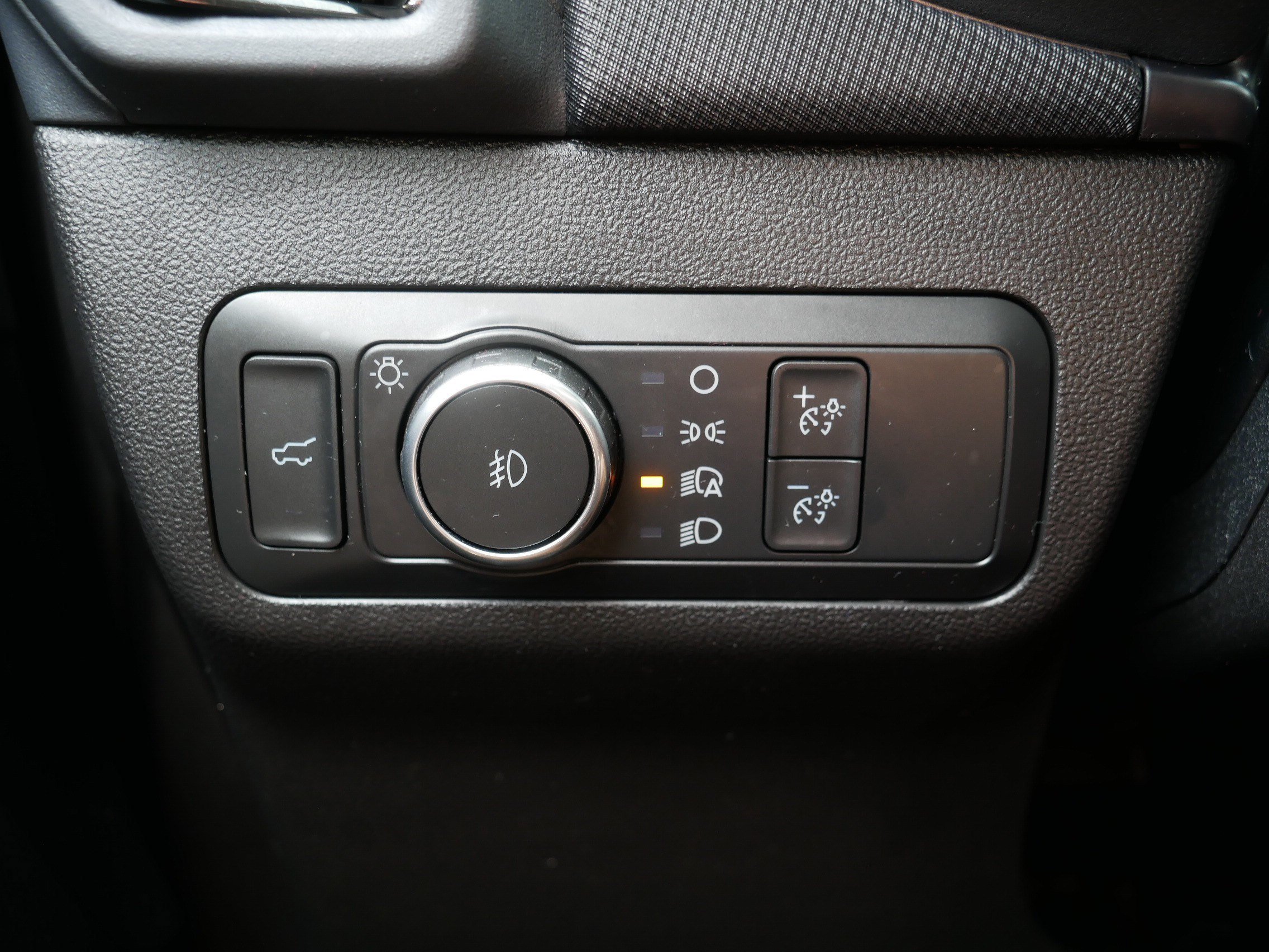 Used 2022 Shadow Black Ford Outer Banks image 26