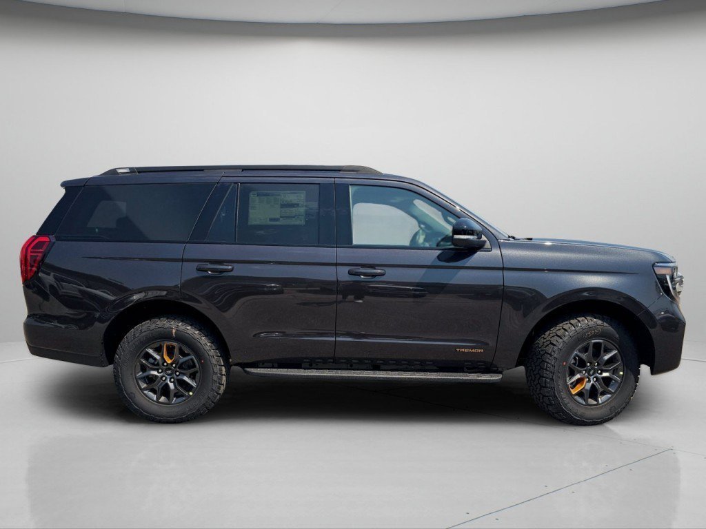 New 2026 Dark Matter Gray Metallic Ford Tremor image 28