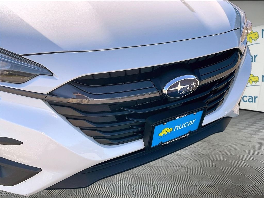 Used 2025 Crystal White Pearl Subaru Limited image 31