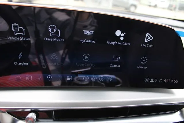 2026 Cadillac LYRIQ Sport - Photo 15
