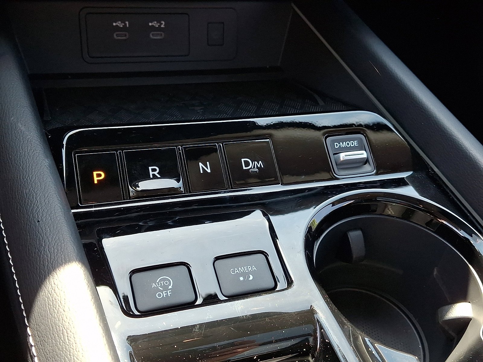 Used 2025 Gun Metallic Nissan SL image 14