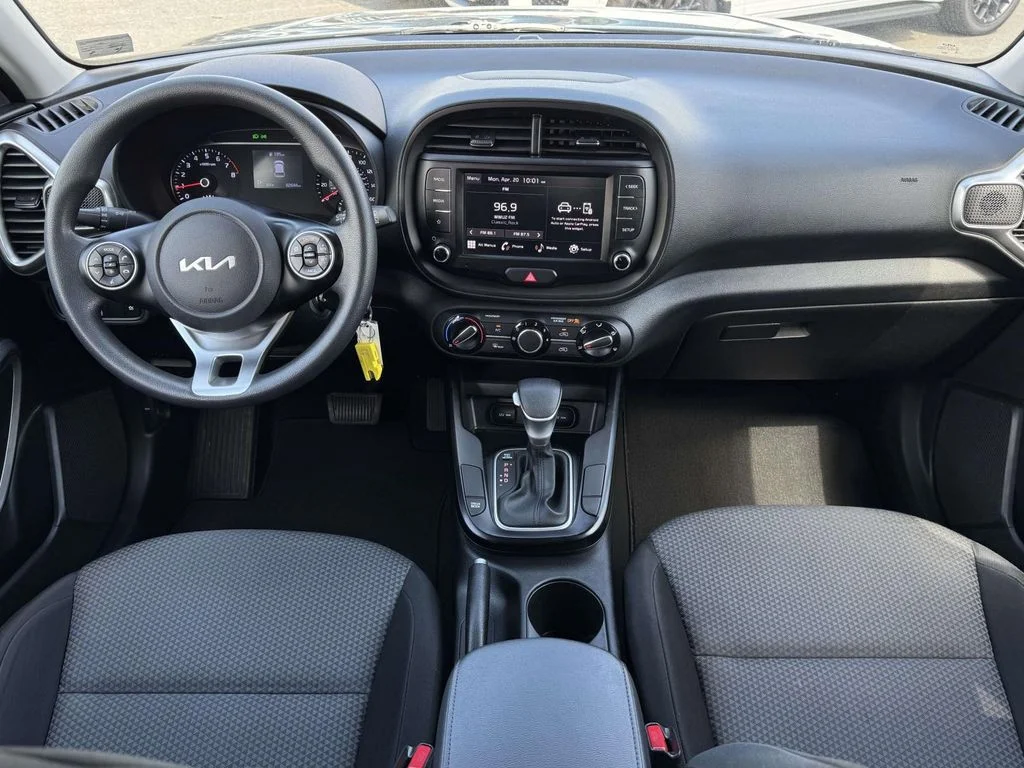 Used 2022 Black Kia LX image 17