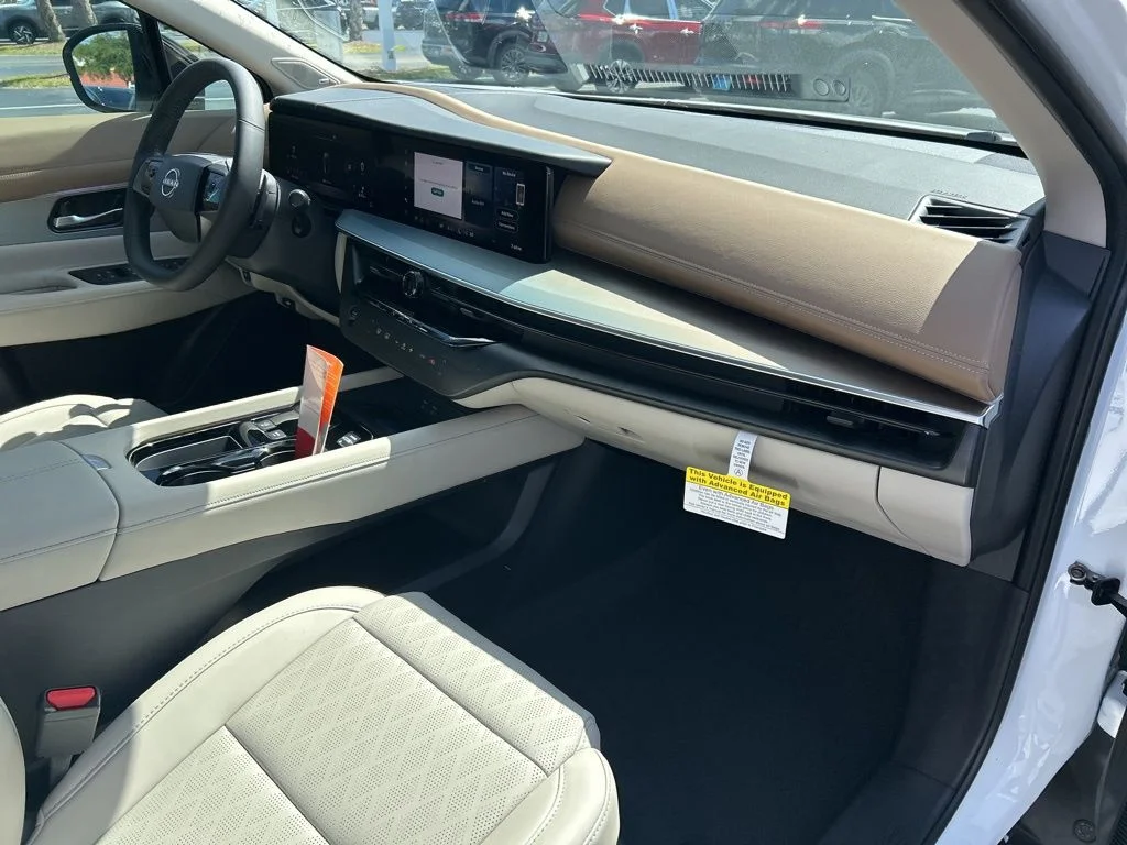 New 2026 Everest White Pearl TriCoat Nissan Platinum image 47