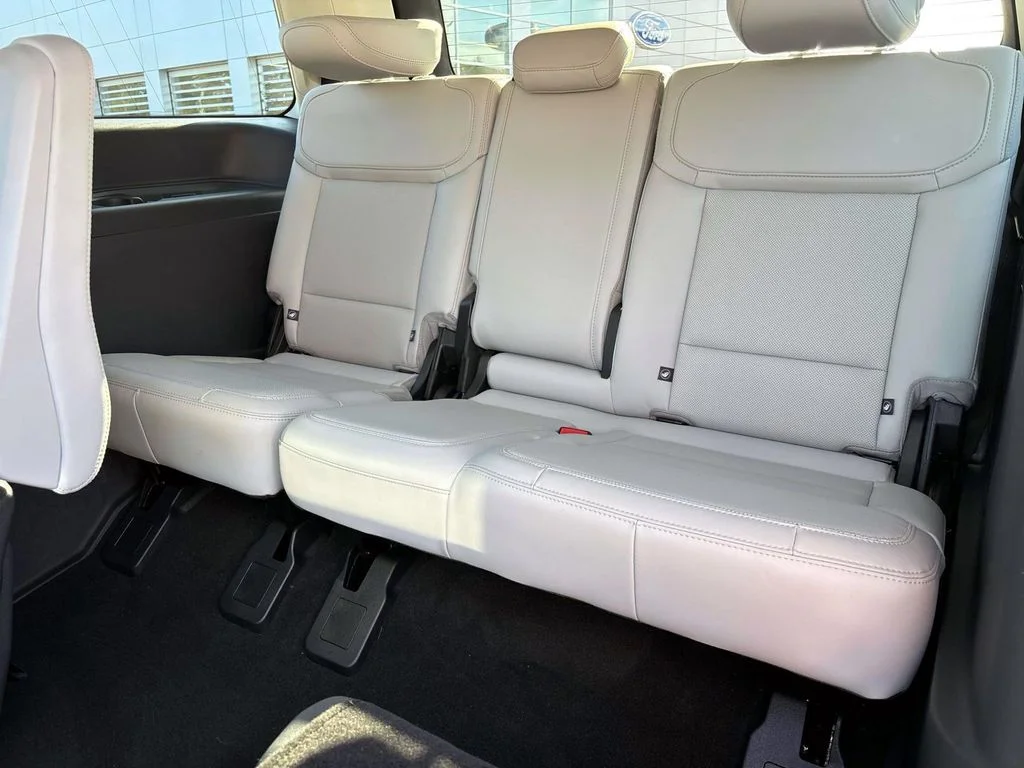 Used 2025 White Ford Platinum image 15