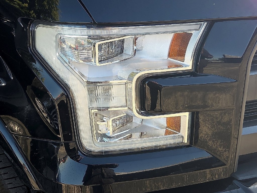 Used 2016 Black Ford Lariat image 6
