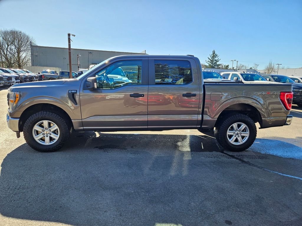 Certified Used 2022 Stone Gray Metallic Ford XL image 4