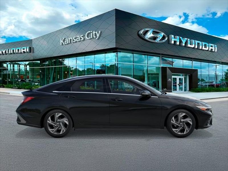 New 2026 Abyss Black Hyundai Limited image 7