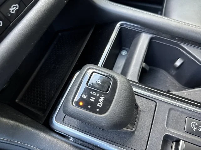 Used 2024 Black Nissan SL image 27