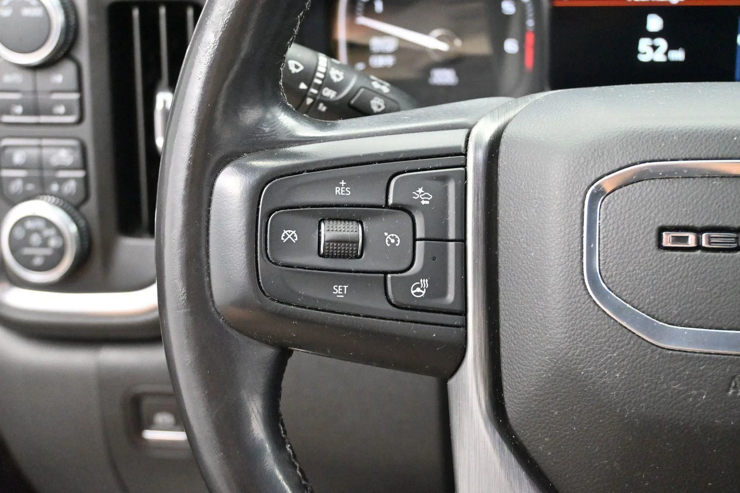 Used 2020 SATIN STEEL METALLIC GMC Denali image 18