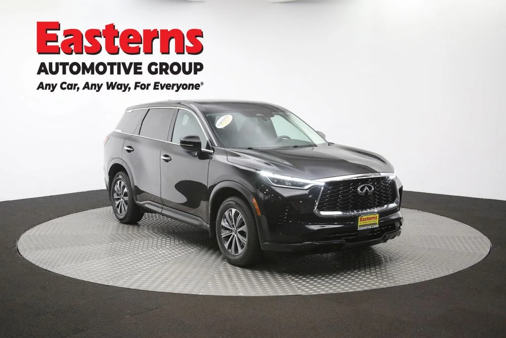 Used 2023 Black INFINITI PURE image 52