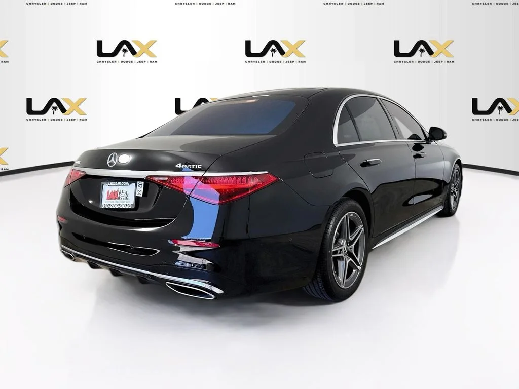 Used 2022  Mercedes-Benz S 580 image 7