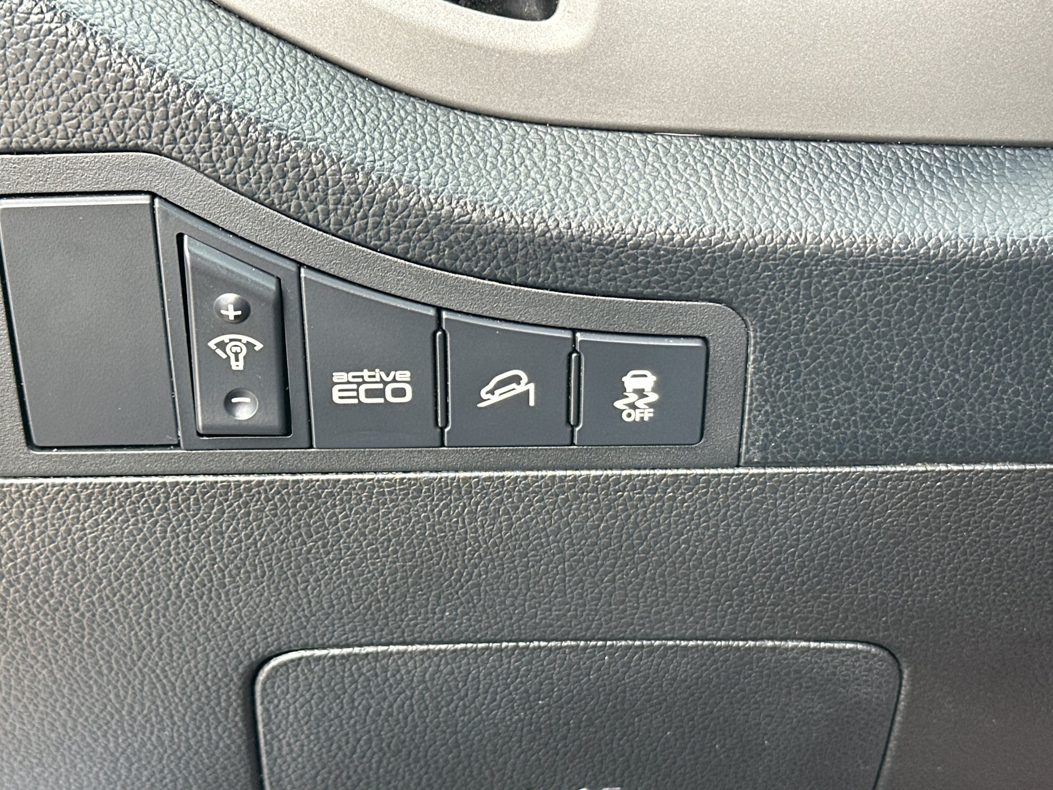 Used 2014 Twilight Blue Kia LX image 25