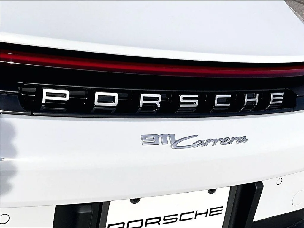 2026 Porsche 911 - Photo 24