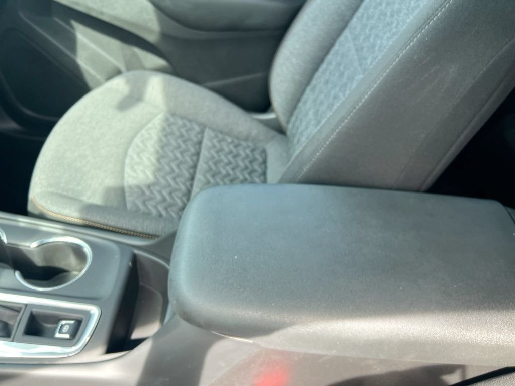 Used 2022 Silver Chevrolet LT image 19