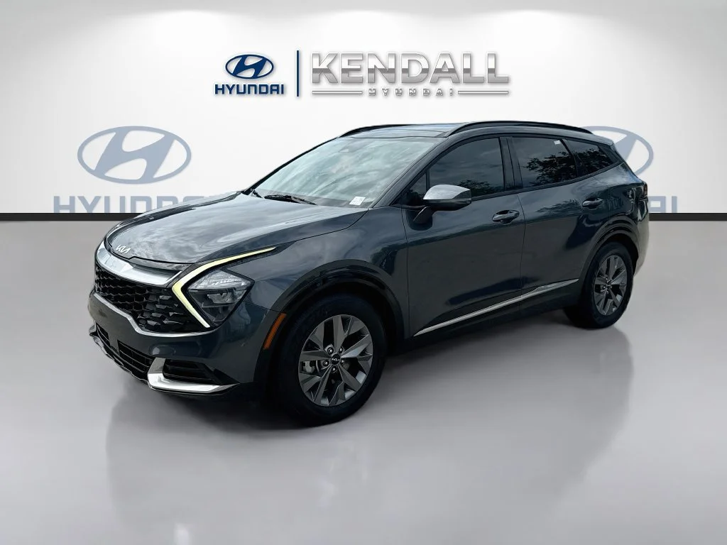 Used 2023 Gravity Gray Kia SX image 3