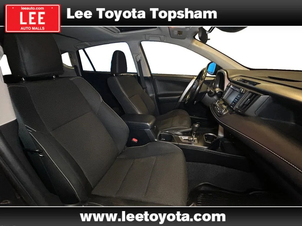 Used 2017 Magnetic Gray Metallic Toyota XLE image 15