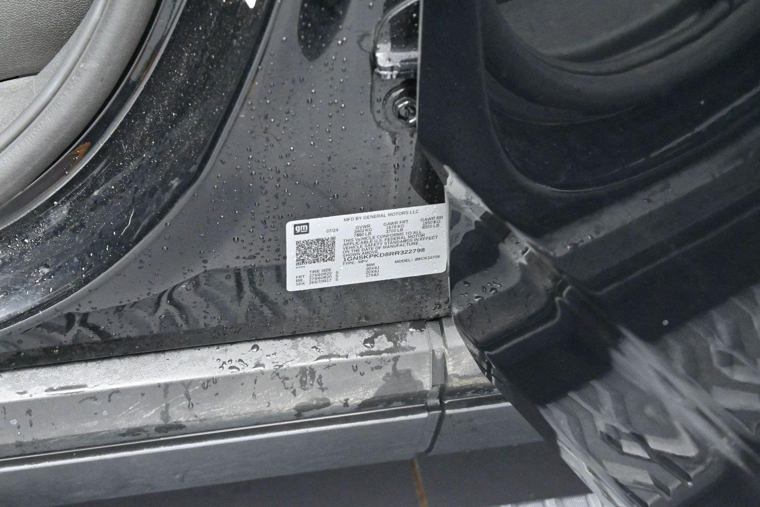 Used 2024 Black Chevrolet Z71 image 44