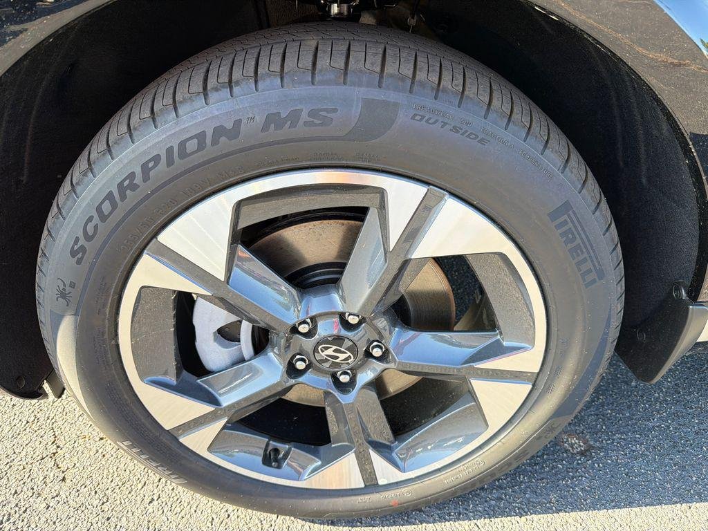New 2026 Black Hyundai Limited image 11
