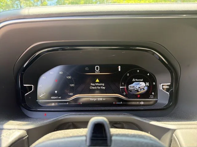 Used 2023 Green GMC Denali Ultimate image 14