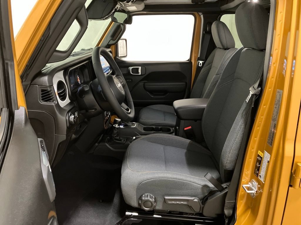New 2026 Goldilocks Exterior Paint Jeep Sport S image 12