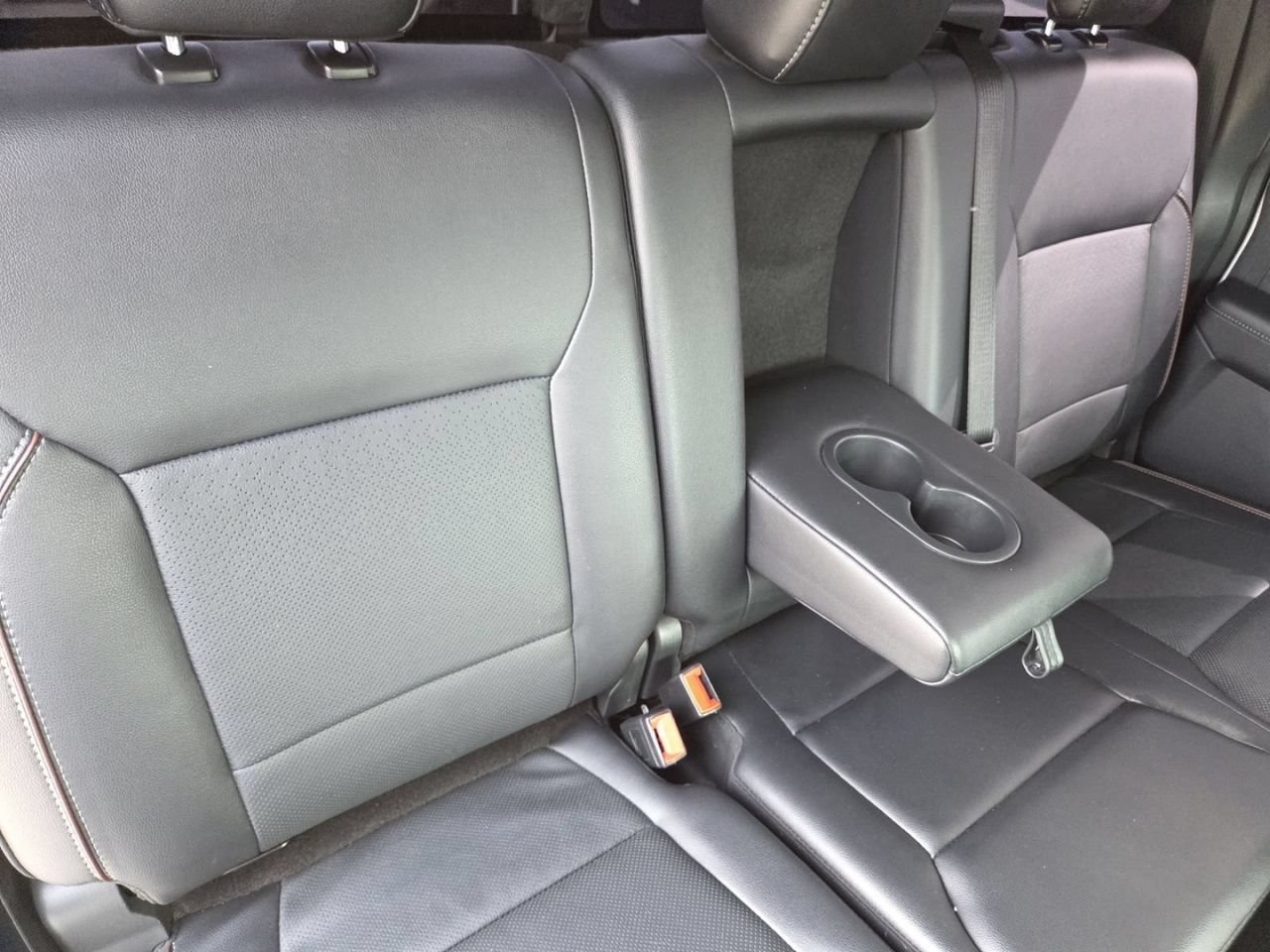 Used 2022 White Ford XL image 24