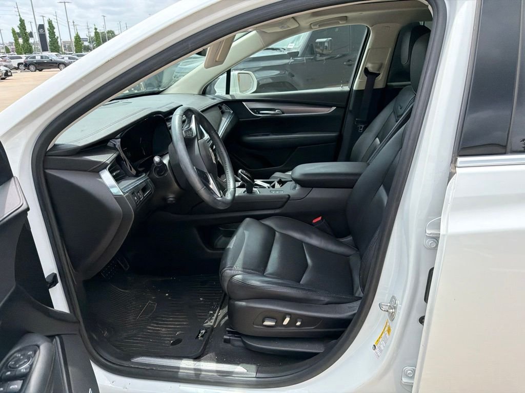 Used 2018 Crystal White Cadillac Luxury image 2