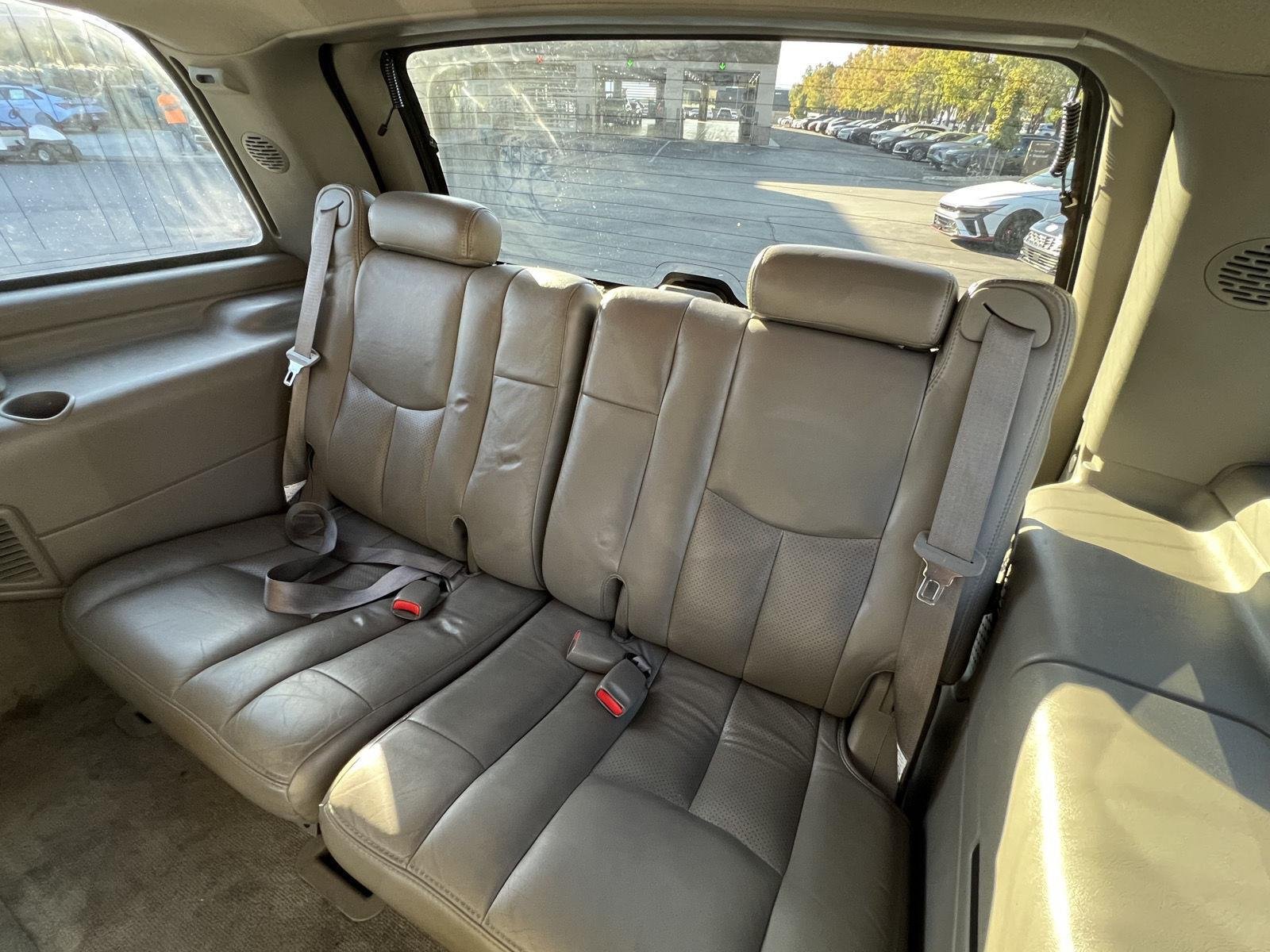 2004 Cadillac Escalade Base - Photo 23