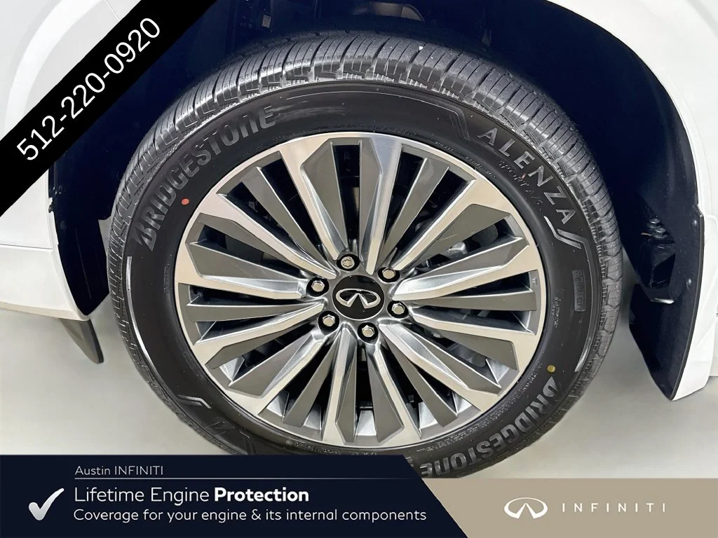 New 2027 White INFINITI LUXE image 43