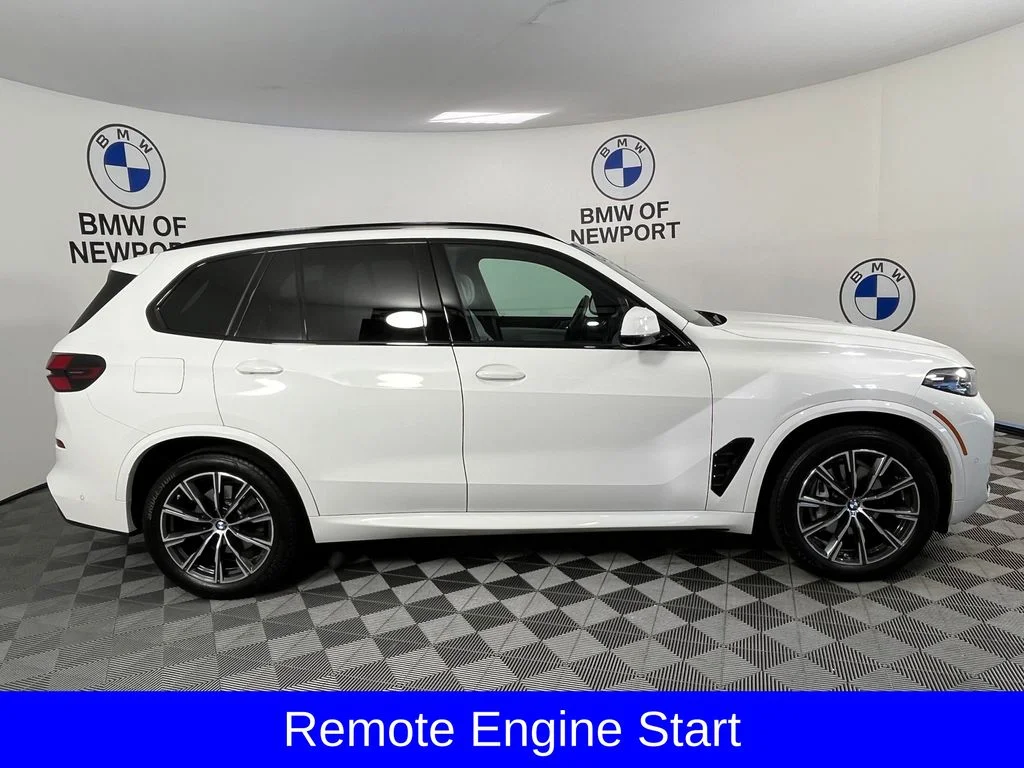 Certified Used 2025 Alpine White BMW xDrive40i image 9