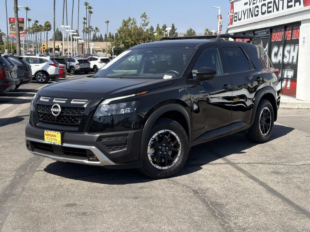 Certified Used 2025 SUPER BLACK Nissan Rock Creek image 8