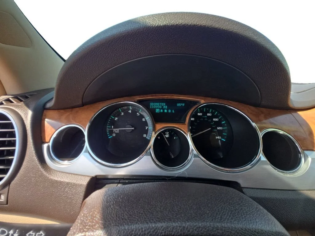 Used 2008 COCOA METALLIC Buick CXL image 20