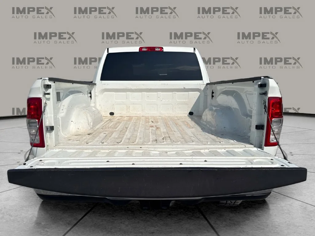 Used 2024 White Ram Big Horn image 9