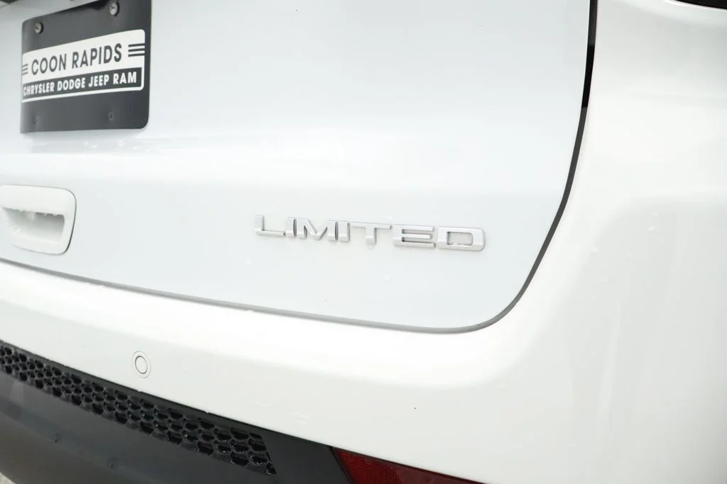 Used 2024 White Jeep Limited image 21