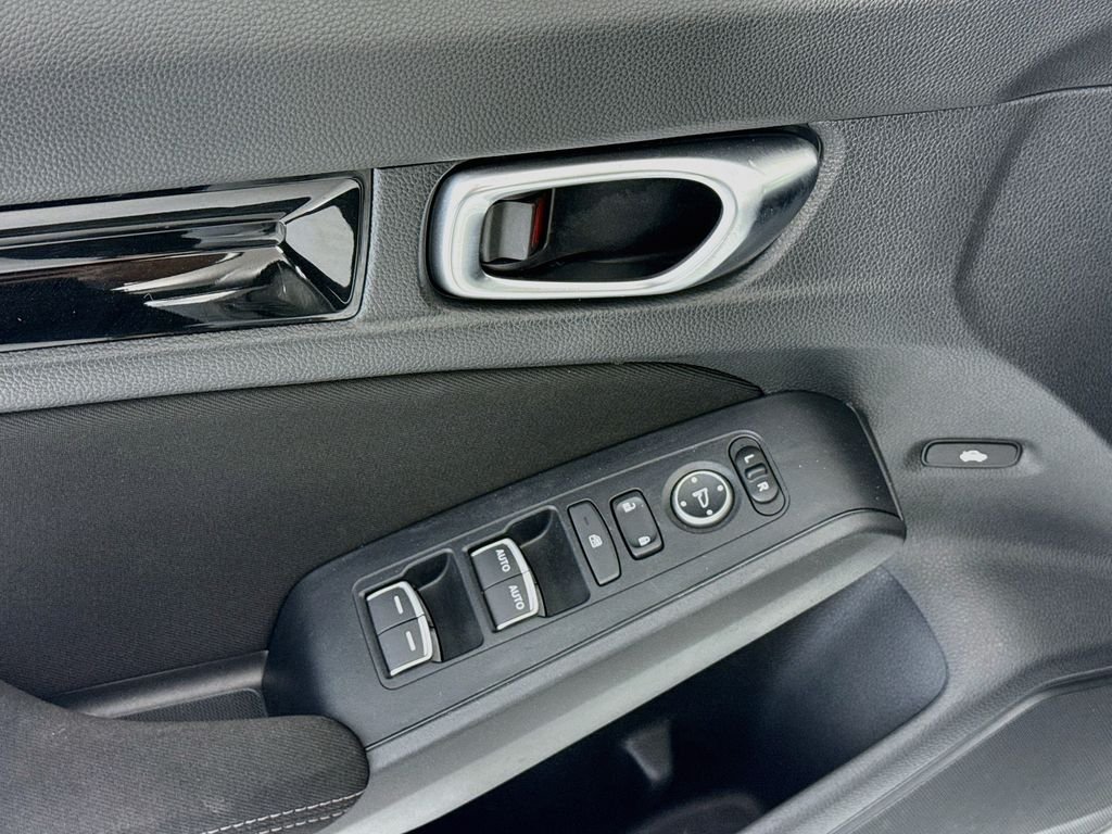 2025 Honda Civic Sport - Photo 23