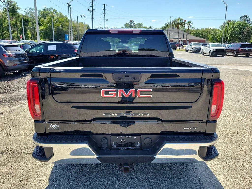 Used 2024 Black GMC SLT image 10