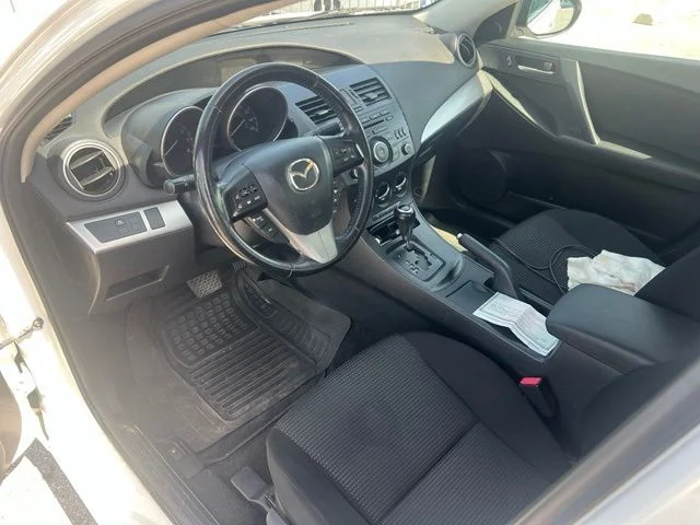 Used 2012 White Mazda i Touring image 5