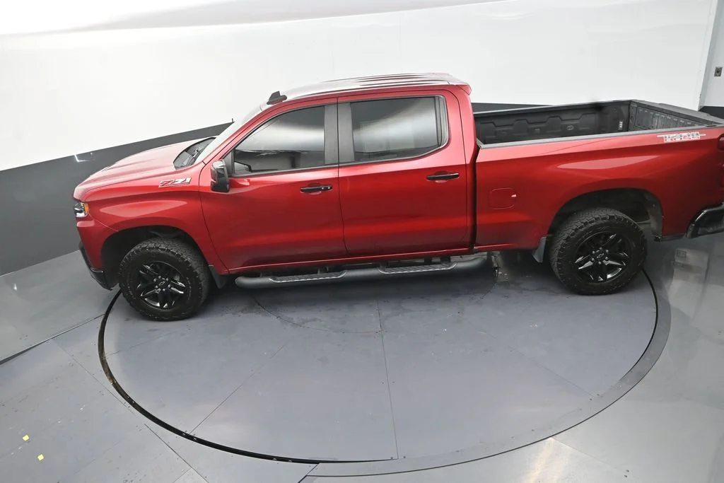 Used 2021  Chevrolet LT Trail Boss image 18