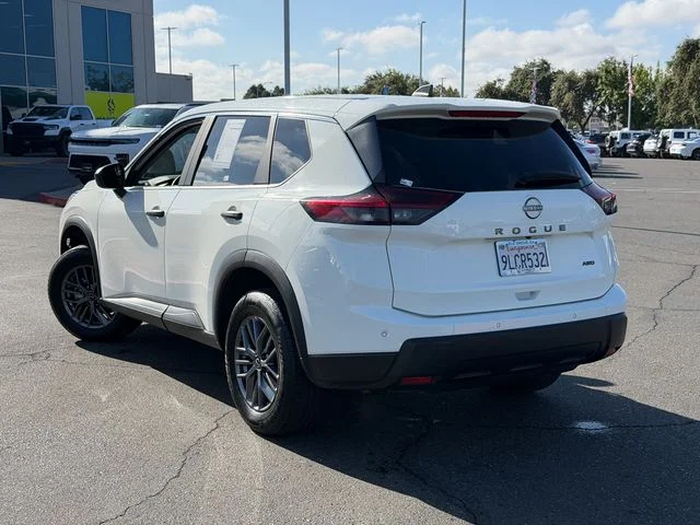 Used 2024 White Nissan S image 9