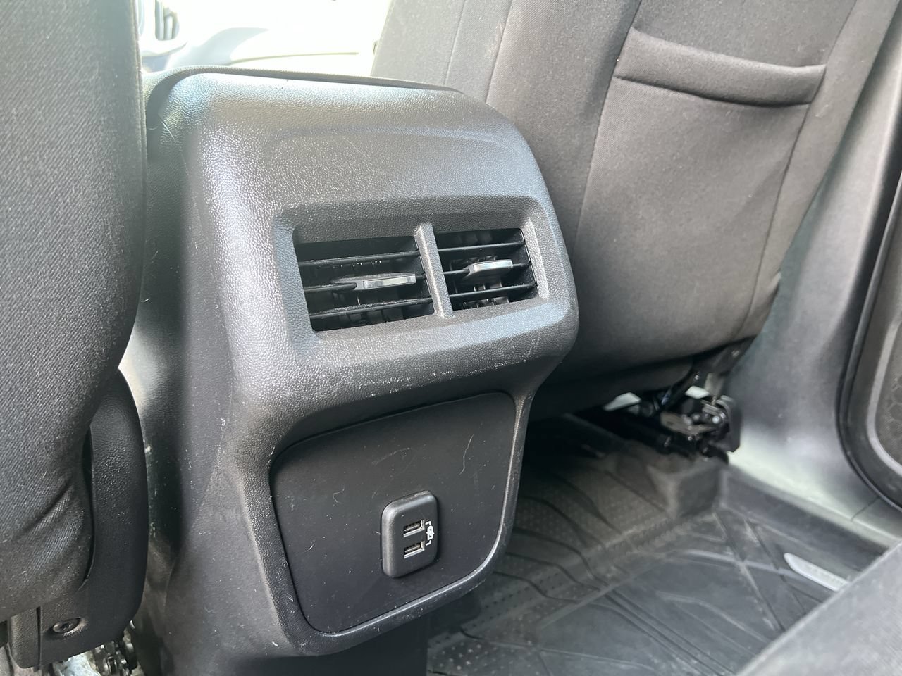 Used 2019 SILVER ICE METALLIC Chevrolet LT image 22