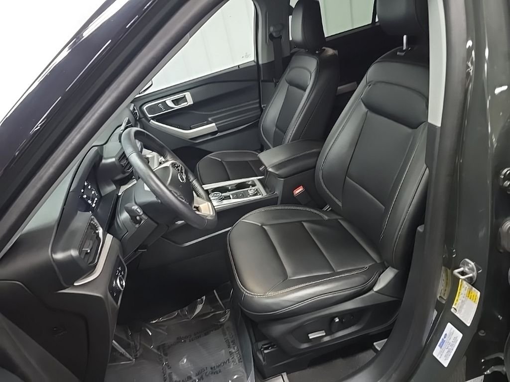 Used 2024 Green Metallic Ford XLT image 35