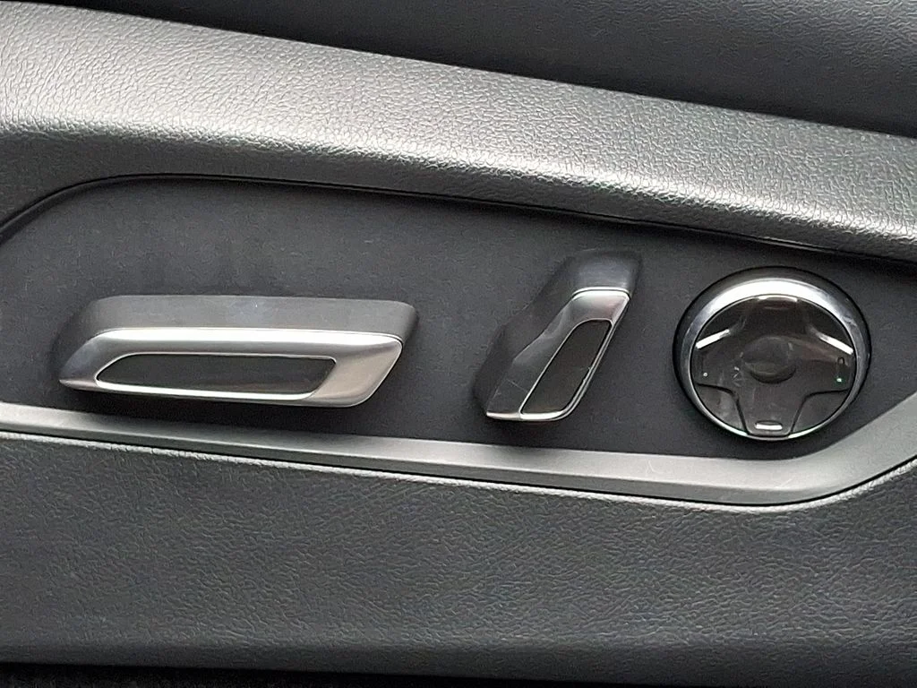 2023 Acura MDX A-Spec Package - Photo 28