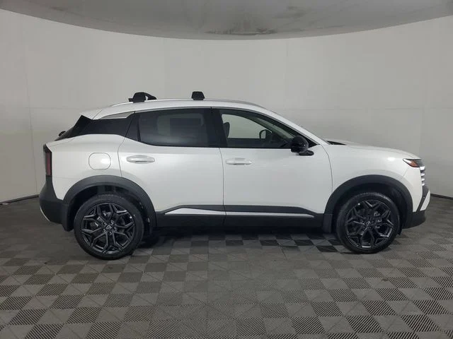 New 2026 Aspen White TriCoat Nissan SR image 9